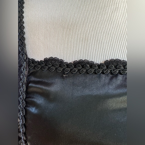 ~Sold~ Vtg Lip Service Black Velvet Renaissance Fairy Bell Lace Sleeves Small - Picture 10 of 12